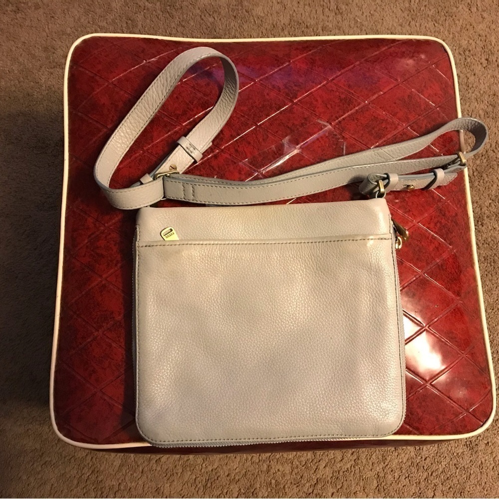 Fossil Medium Crossbody